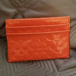 NWOT COACH LOGO GLOSSY CARDHOLDER